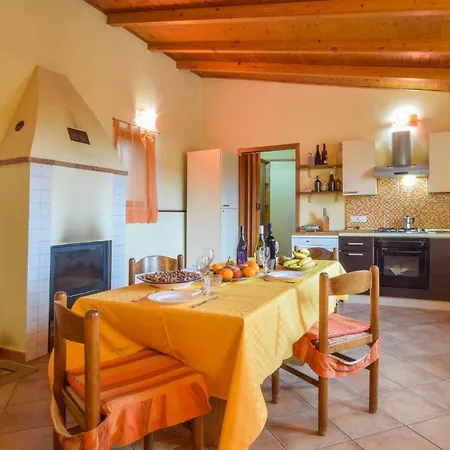 Cozy In With Kitchen Holiday home Santa Lucia del Mela